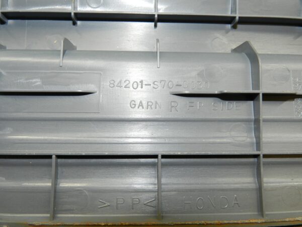 162. 1996 HONDA SMX. DRIVER SIDE FRONT SILL TRIM - Image 2