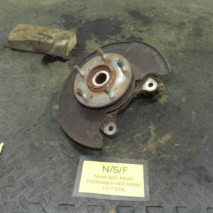 162. 1996 HONDA SMX. PASSENGER SIDE FRONT HUB STUB AXLE