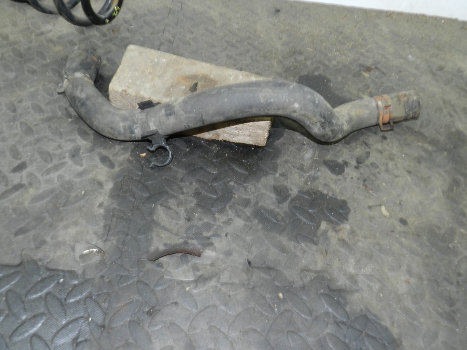 162. 1996 HONDA SMX. COOLANT PIPE