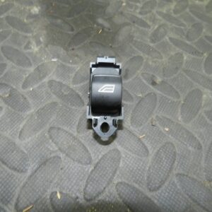 107. 2007 VOLVO S80 D5. WINDOW SWITCH