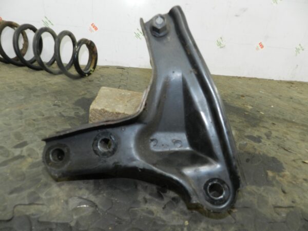 162. 1996 HONDA SMX. ENGINE MOUNT FRAME