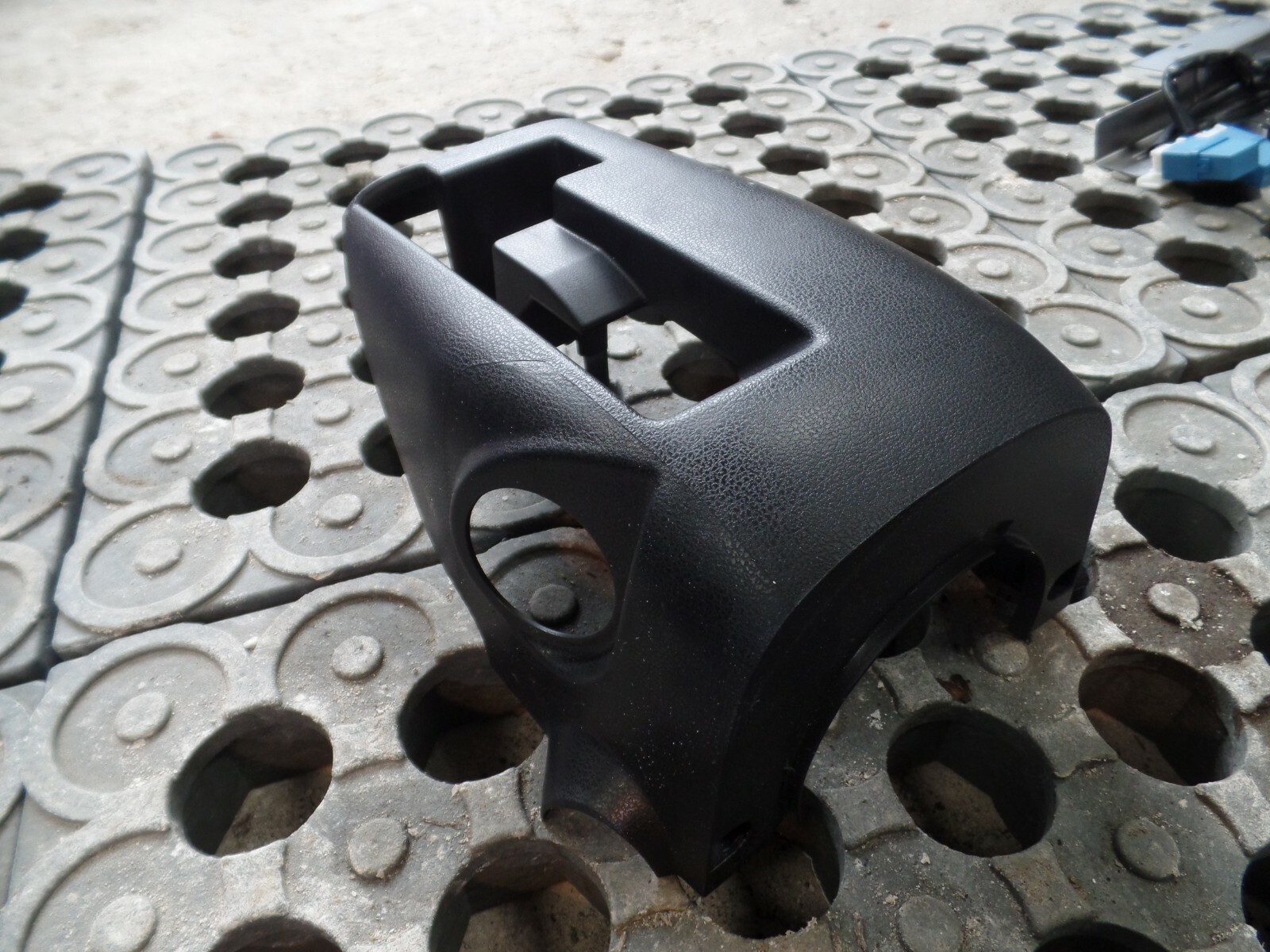 MK2 Nissan Note 2015 – Steering Column Lower Cowling / Trim