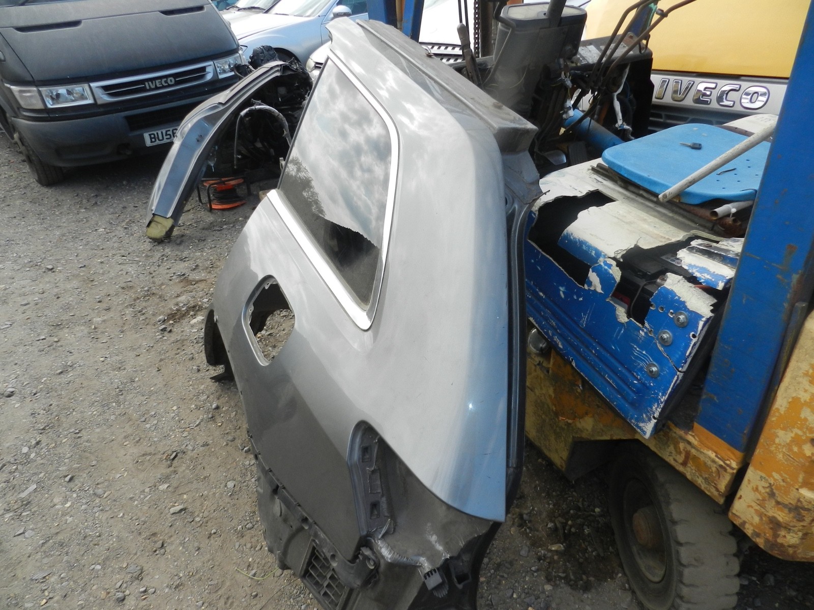 172. 2011 JEEP GRAND CHEROKEE MK4 WK2. PASSENGER SIDE REAR QUARTER CUT PANEL - Image 4