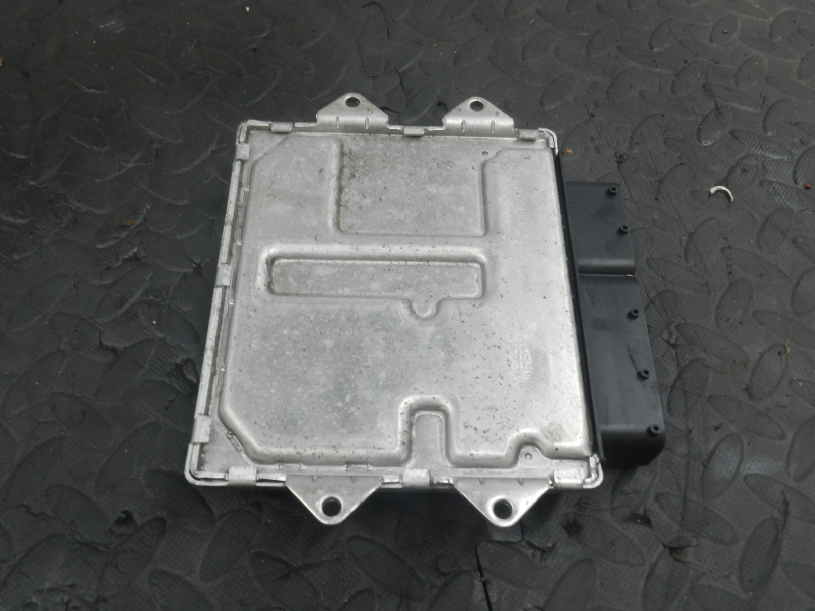 ALFA ROMEO GIULIETTA 1.4 MULTIAIR ENGINE ECU 51976600. 163 2014