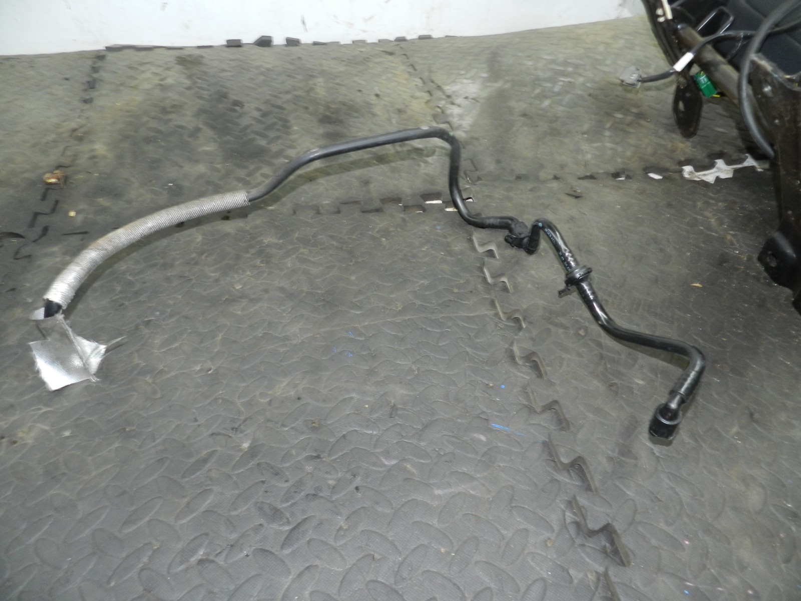 179. 2006 VOLKSWAGEN TOURAN. BRAKE BOOSTER VACUUM PIPE SERVO