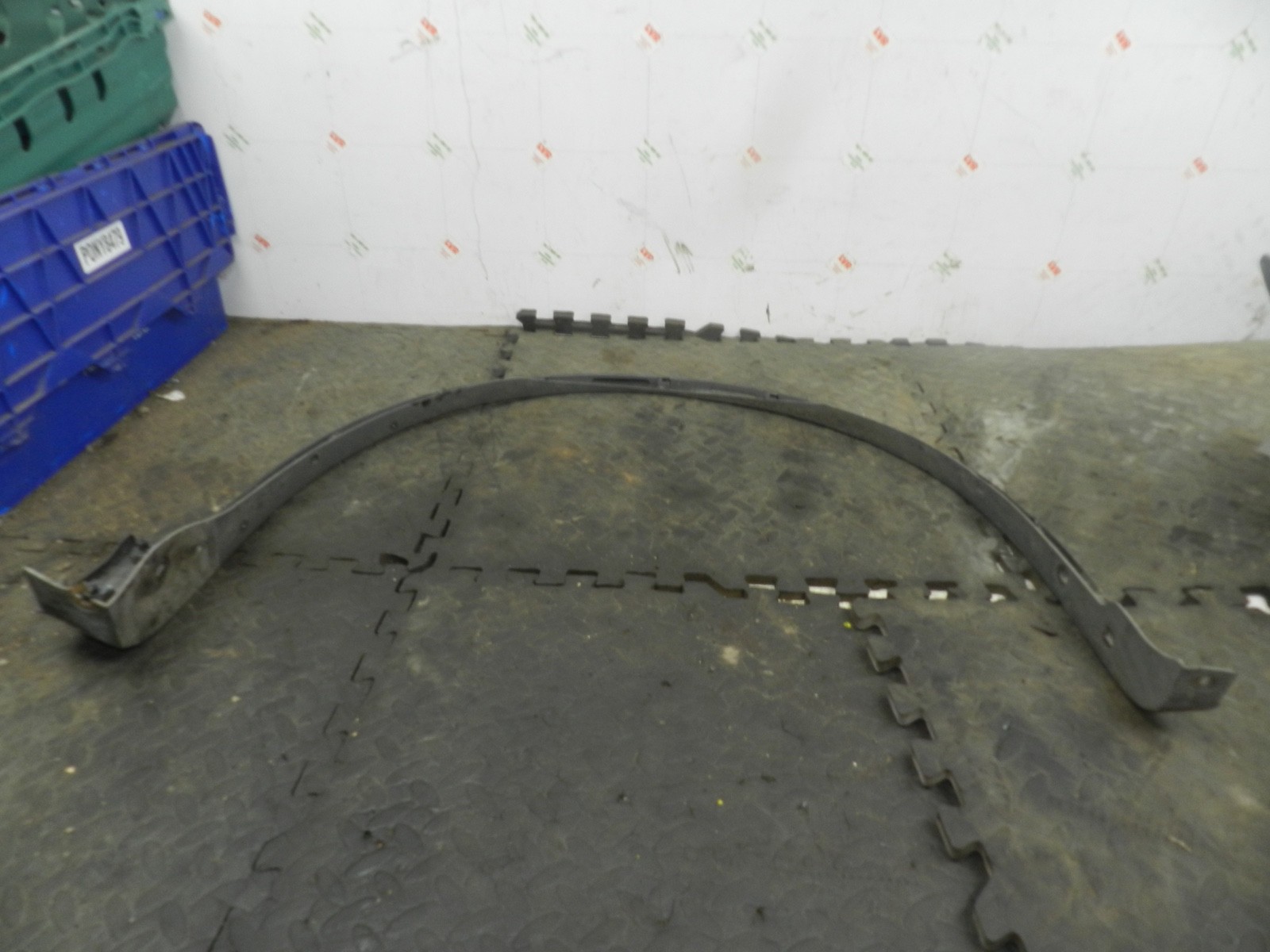 180. 2018 RENAULT KOLEOS MK2. PASSENGER SIDE FRONT WHEEL ARCH TRIM - Image 3