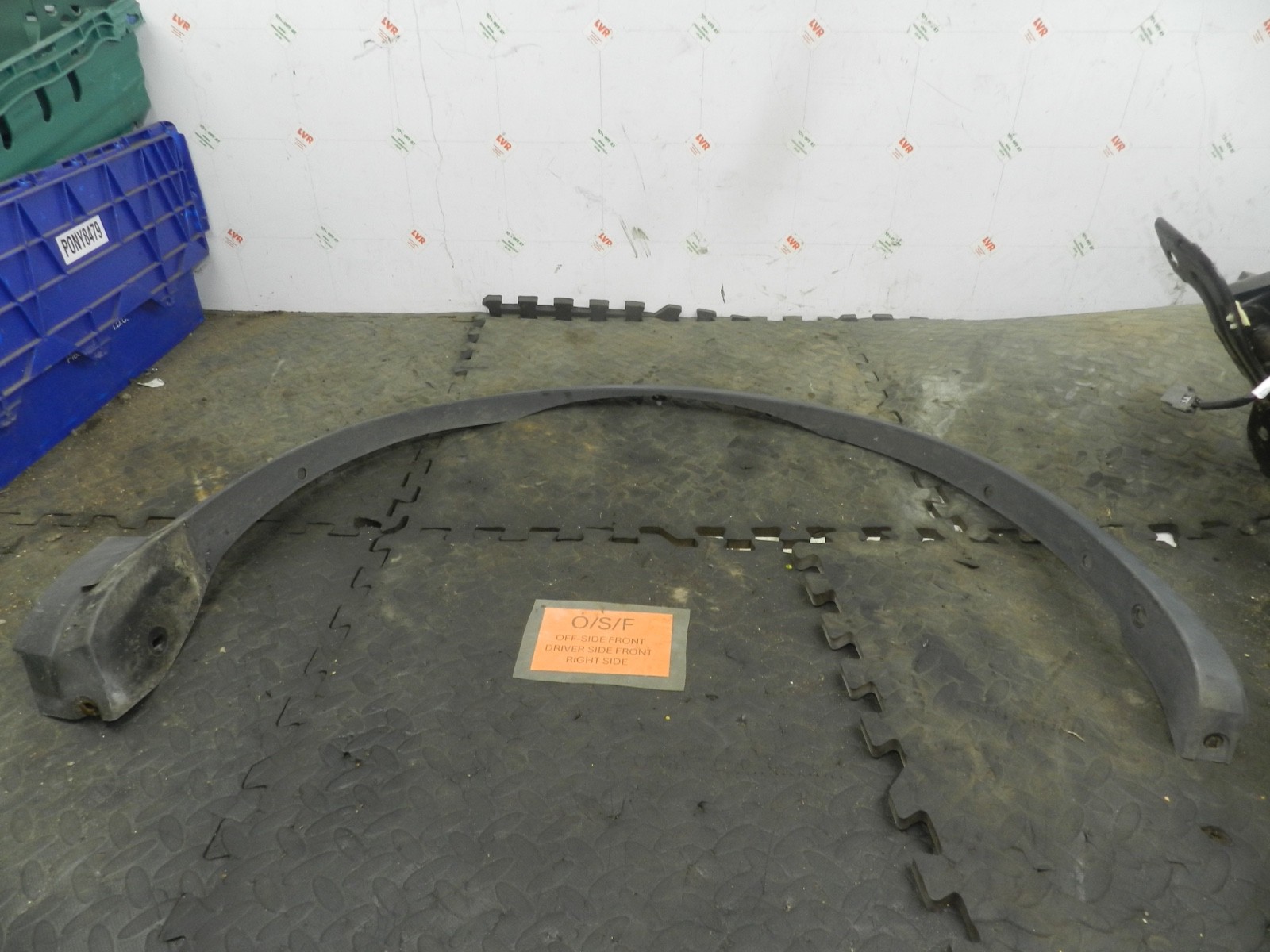 180. 2018 RENAULT KOLEOS MK2. DRIVER SIDE FRONT WHEEL ARCH TRIM