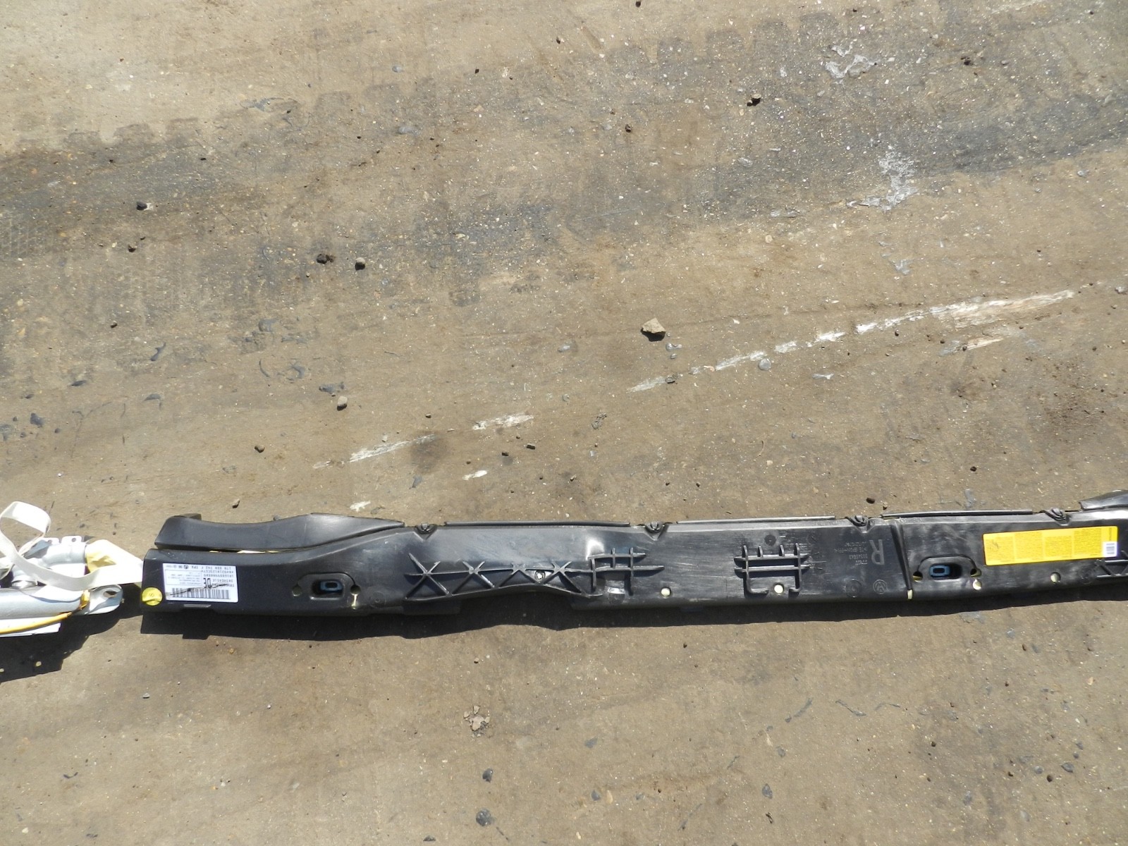 179. 2006 VOLKSWAGEN TOURAN. DRIVER SIDE CURTAIN AIRBAG - Image 3