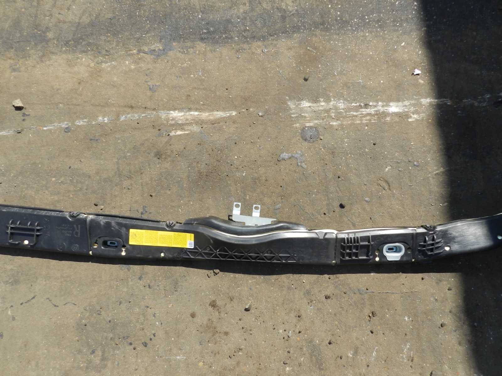 179. 2006 VOLKSWAGEN TOURAN. DRIVER SIDE CURTAIN AIRBAG - Image 4