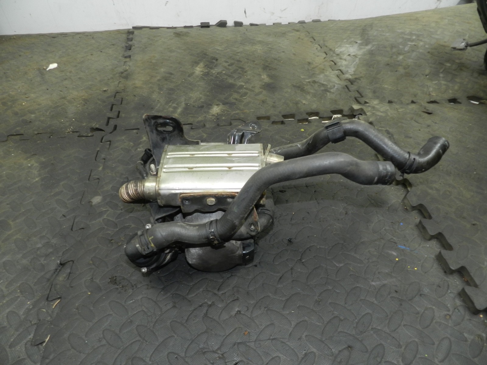 179. 2006 VOLKSWAGEN TOURAN. WEBASTO ADDITIONAL HEATER 1K081565AF - Image 2