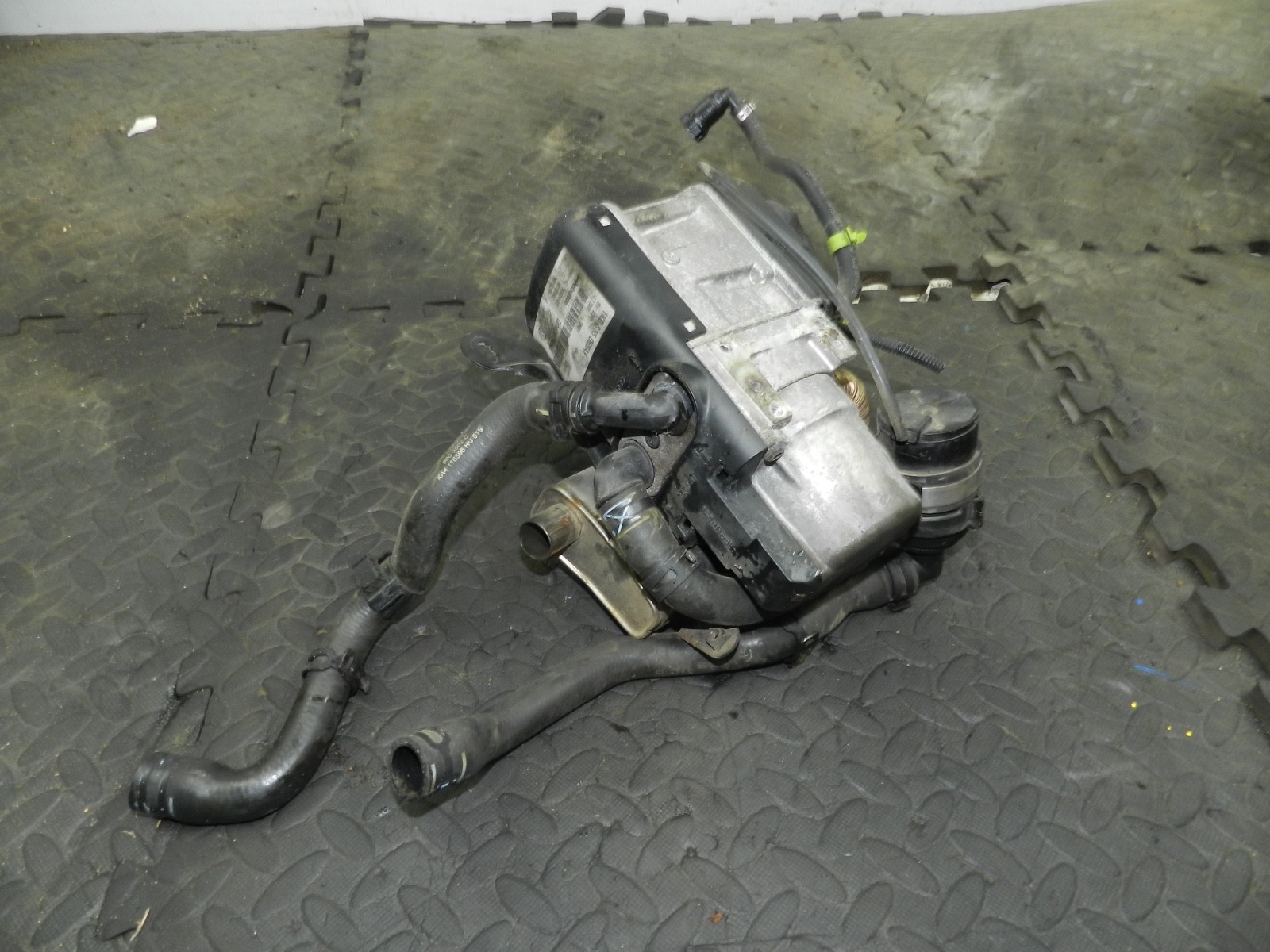 179. 2006 VOLKSWAGEN TOURAN. WEBASTO ADDITIONAL HEATER 1K081565AF - Image 7