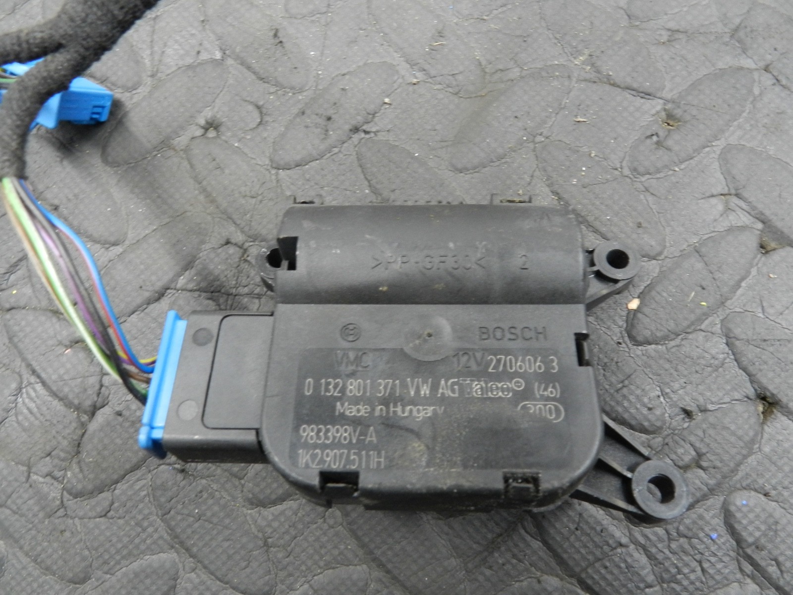 179. 2006 VOLKSWAGEN TOURAN. HEATER CONTROL FLAP ACTUATOR - Image 6