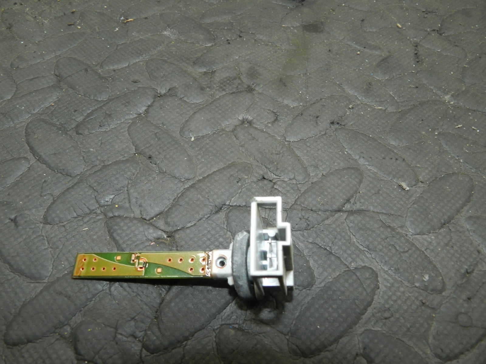 179. 2006 VOLKSWAGEN TOURAN. INTERIOR TEMPERATURE SENSOR - Image 5