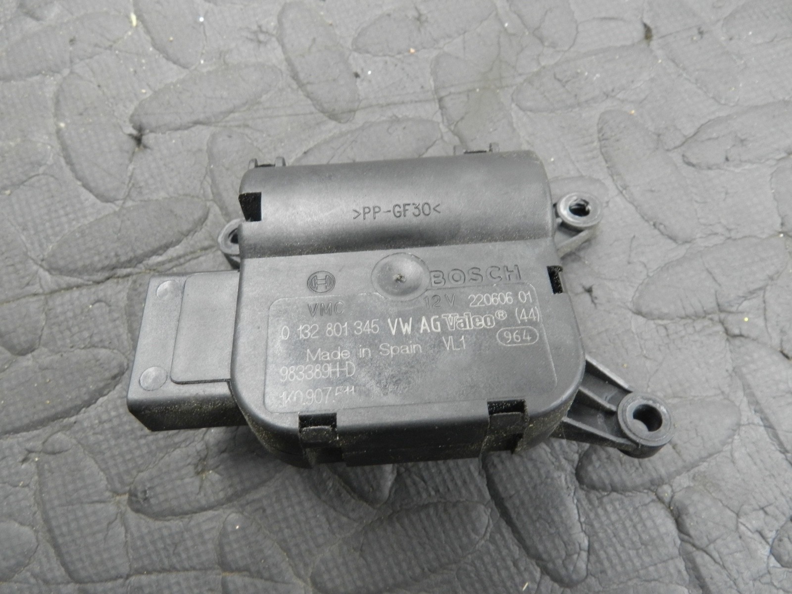 179. 2006 VOLKSWAGEN TOURAN. HEATER CONTROL FLAP ACTUATOR - Image 5