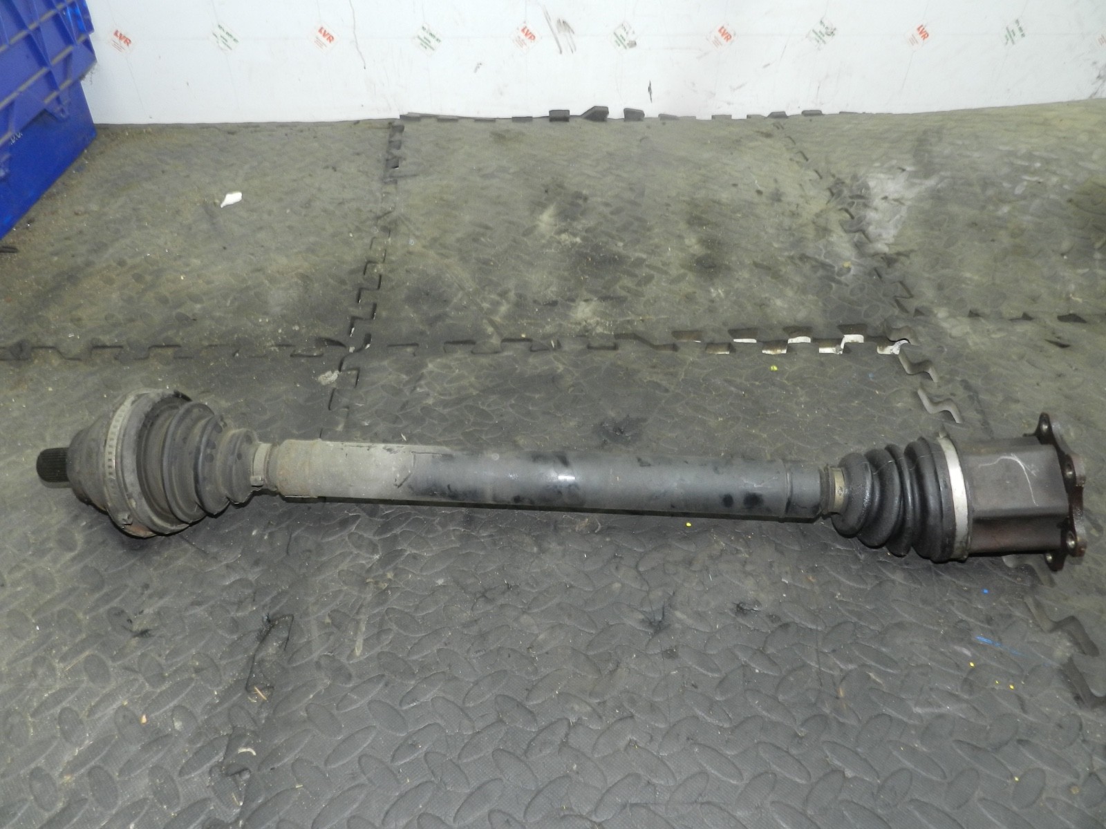 179. 2006 VOLKSWAGEN TOURAN. AUTOMATIC DRIVE SHAFT - Image 2