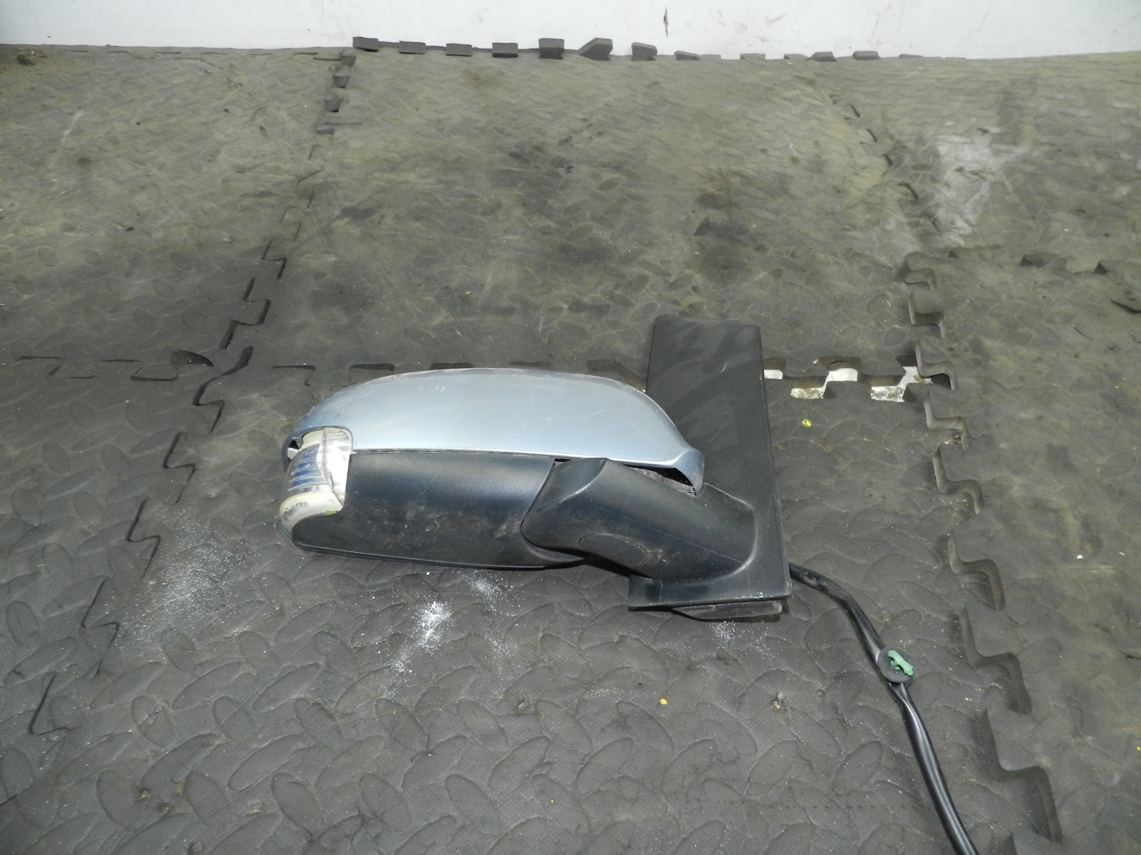 179. 2006 VOLKSWAGEN TOURAN. DRIVER SIDE WING MIRROR SILVER - Image 3