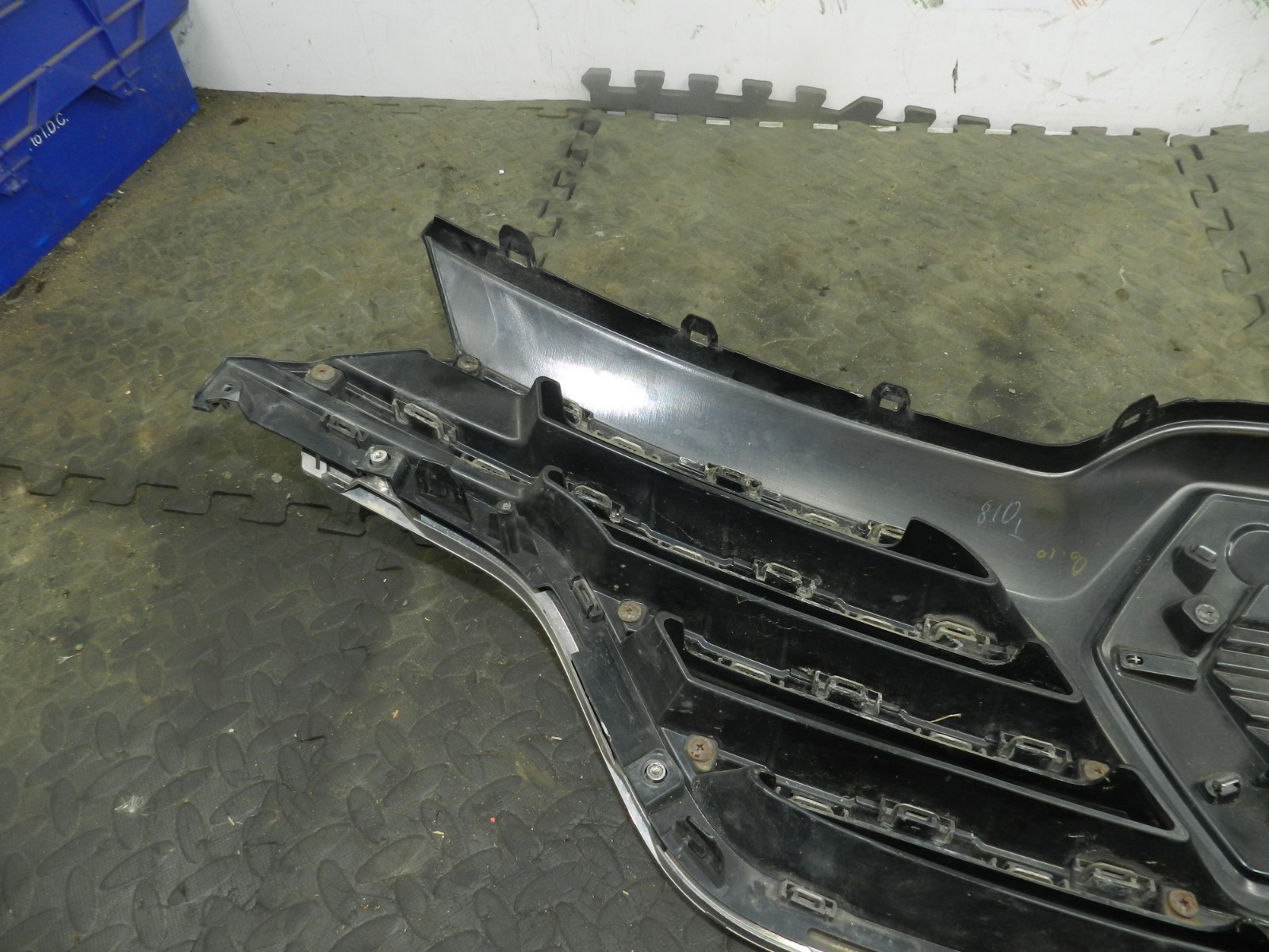 180. 2018 RENAULT KOLEOS MK2. FRONT GRILLE GRILL 623108912R - Image 8
