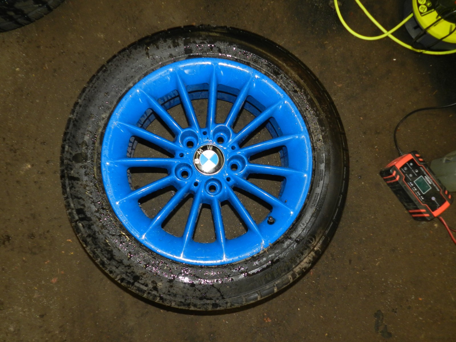 BMW SET OF 4 ALLOY WHEELS REPAINTED IN BLUE E39 - Image 5