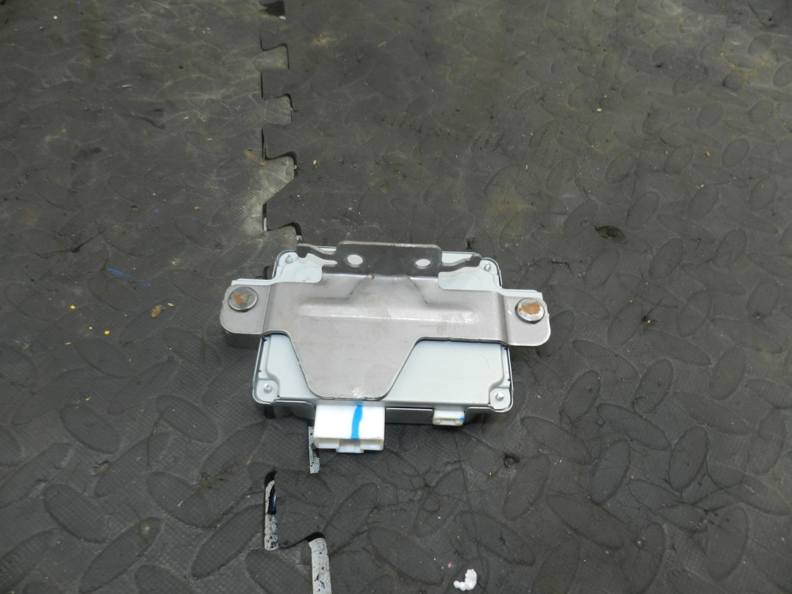 180. 2018 RENAULT KOLEOS MK2. 292A56L0B VOLTAGE STABILIZER UNIT MODULE
