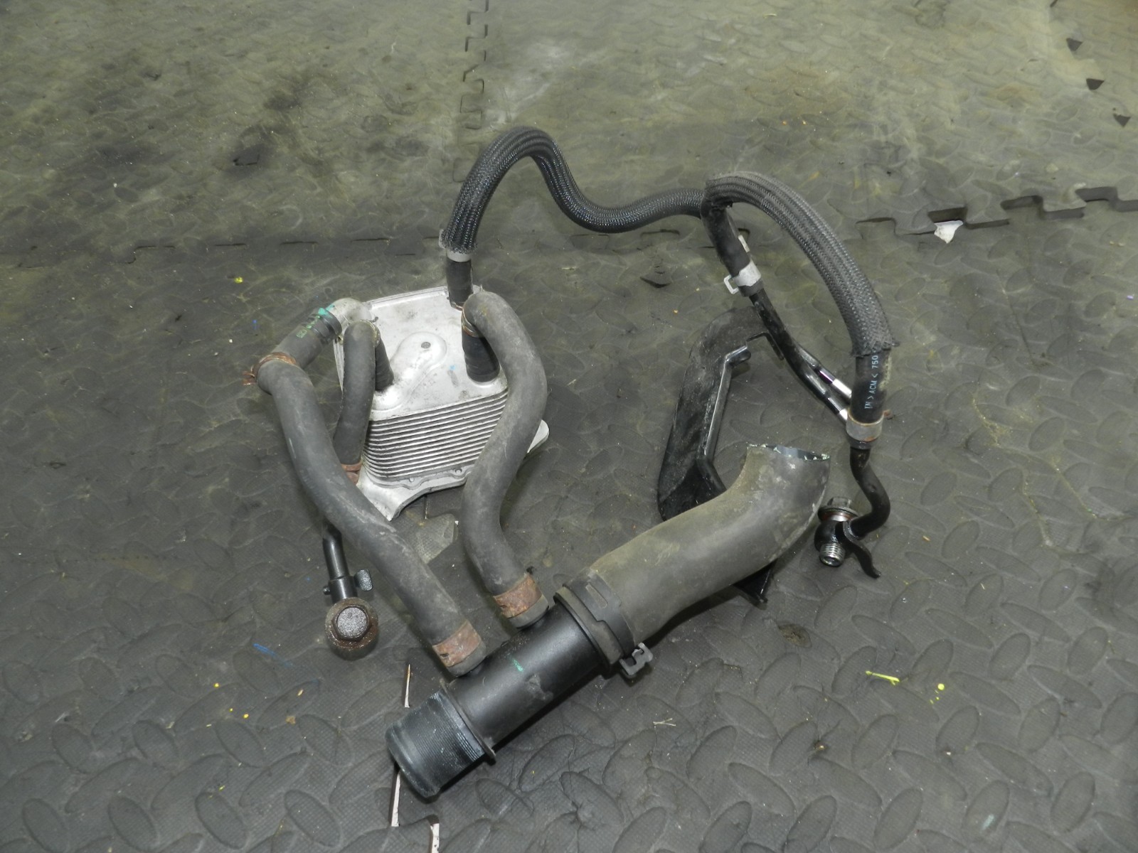 180. 2018 RENAULT KOLEOS MK2. OIL COOLER + PIPES