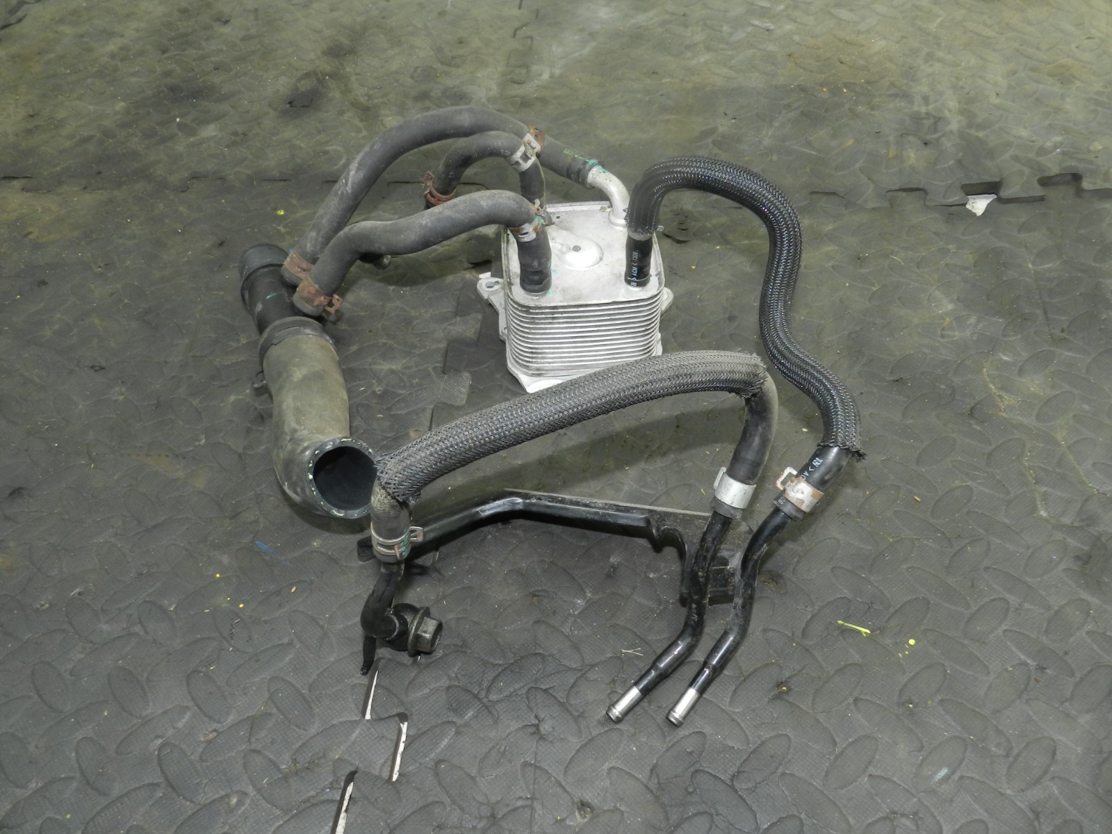 180. 2018 RENAULT KOLEOS MK2. OIL COOLER + PIPES - Image 2