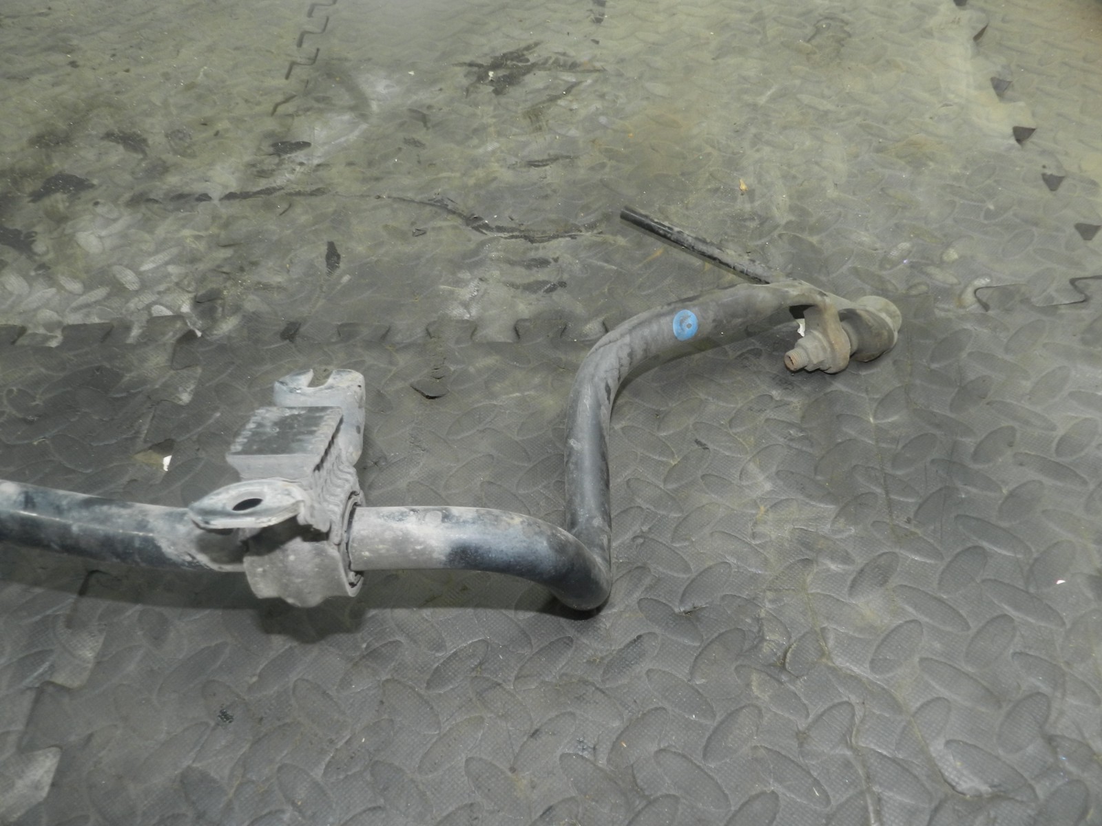 180. 2018 RENAULT KOLEOS MK2. FRONT ANTI ROLL BAR - Image 2