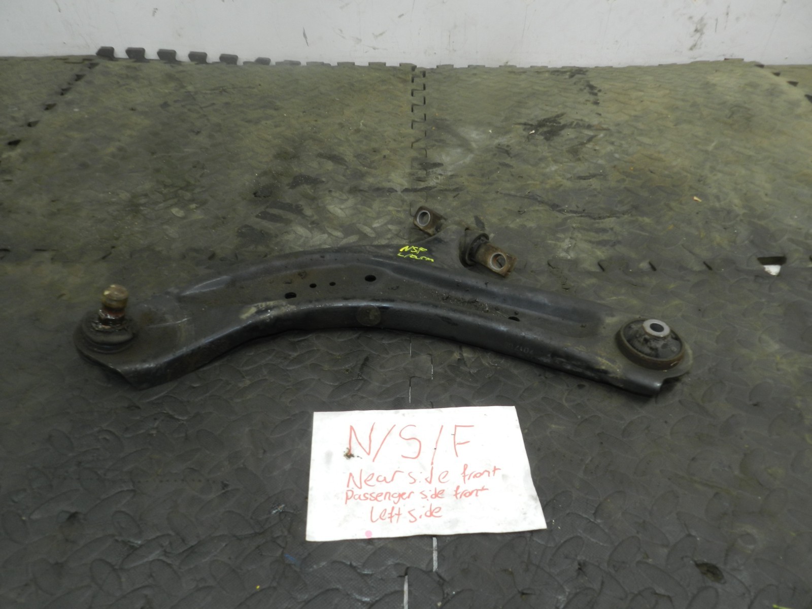 180. 2018 RENAULT KOLEOS MK2 PASSENGER SIDE FRONT LOWER SUSPENSION ARM WISH BONE