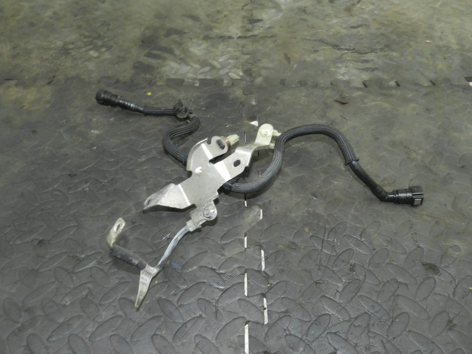 180. 2018 RENAULT KOLEOS MK2. FUEL PIPE + SENSOR