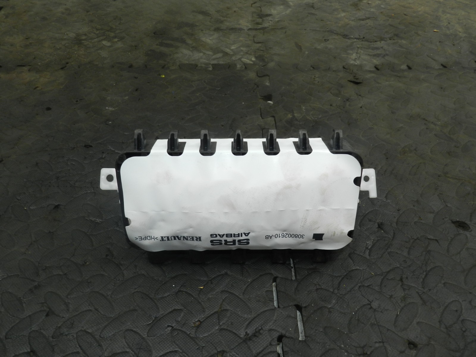 180. 2018 RENAULT KOLEOS MK2. PASSENGER DASH BOARD AIR BAG - Image 3