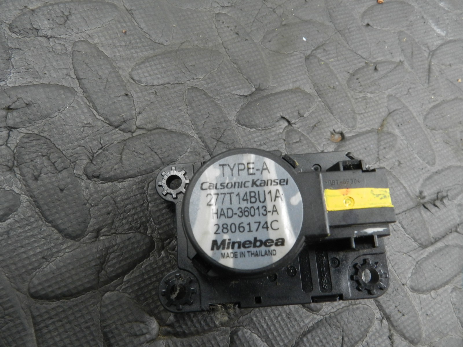 180. 2018 RENAULT KOLEOS MK2. HEATER CONTROL FLAP ACTUATOR MOTOR - Image 5