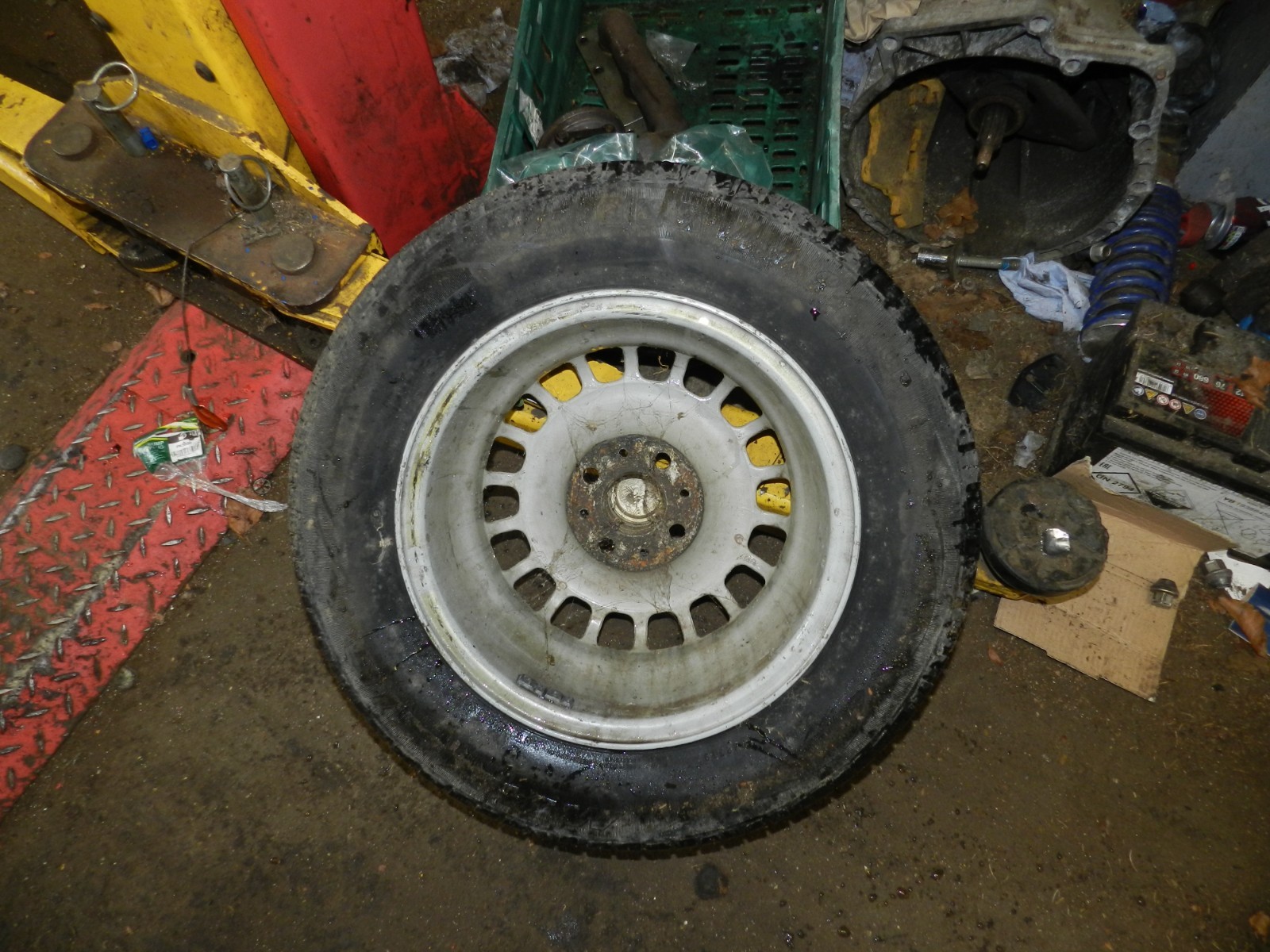 BMW SET OF 4 ALLOY WHEELS E30 - Image 8