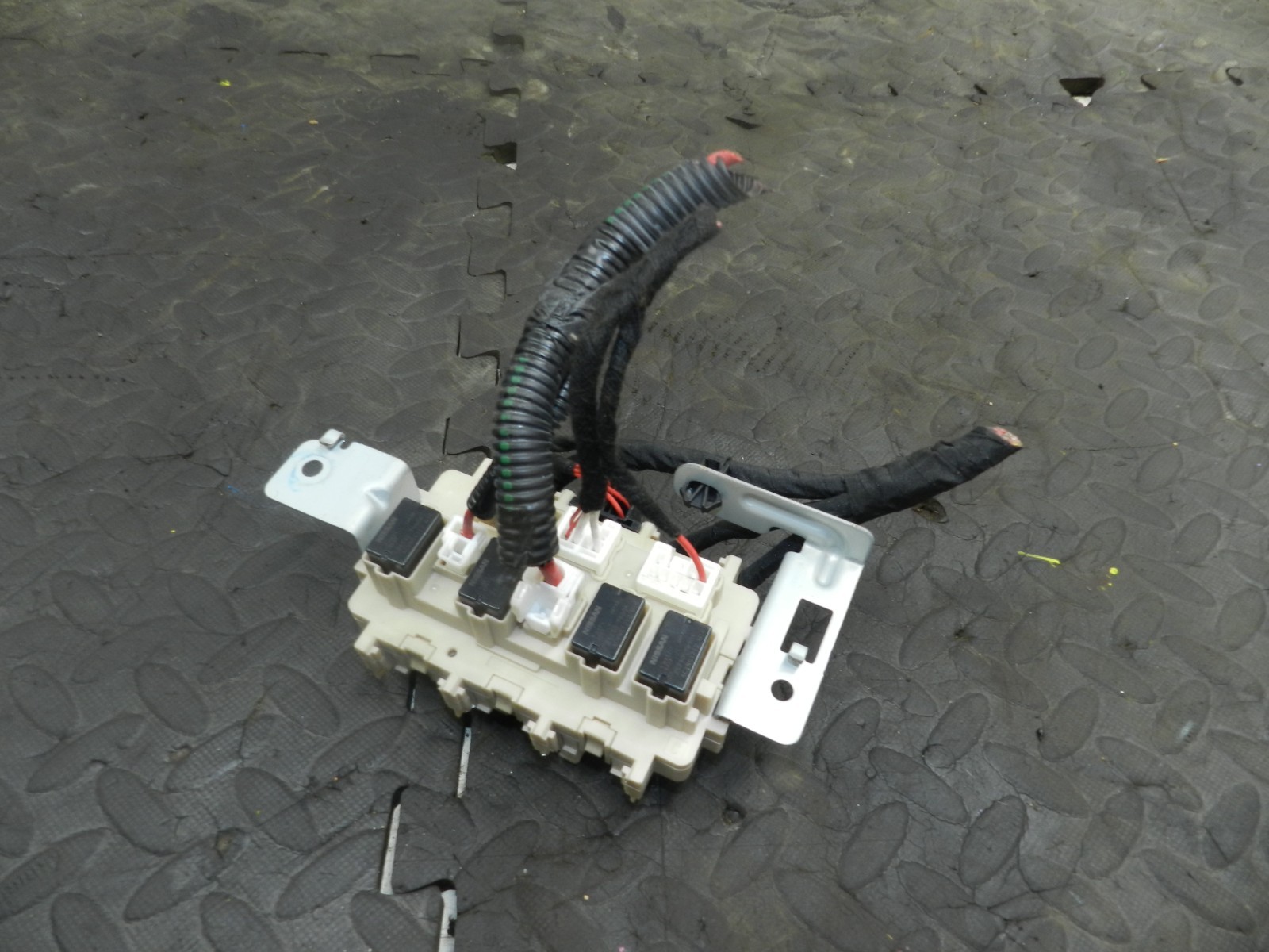 180. 2018 RENAULT KOLEOS MK2. FUSE BOX BOARD - Image 2