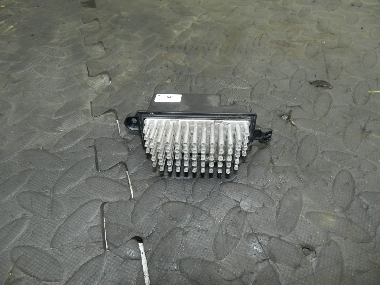 180. 2018 RENAULT KOLEOS MK2. HEATER BLOWER RESISTOR 2776100A26