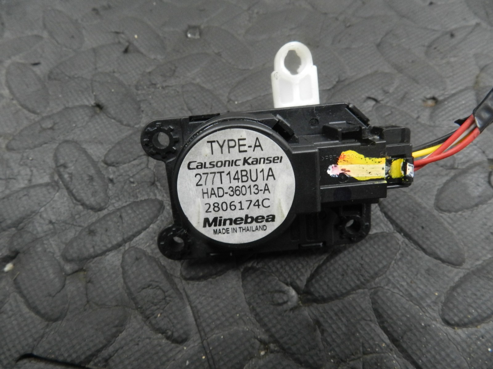 180. 2018 RENAULT KOLEOS MK2. HEATER CONTROL FLAP ACTUATOR MOTOR - Image 4