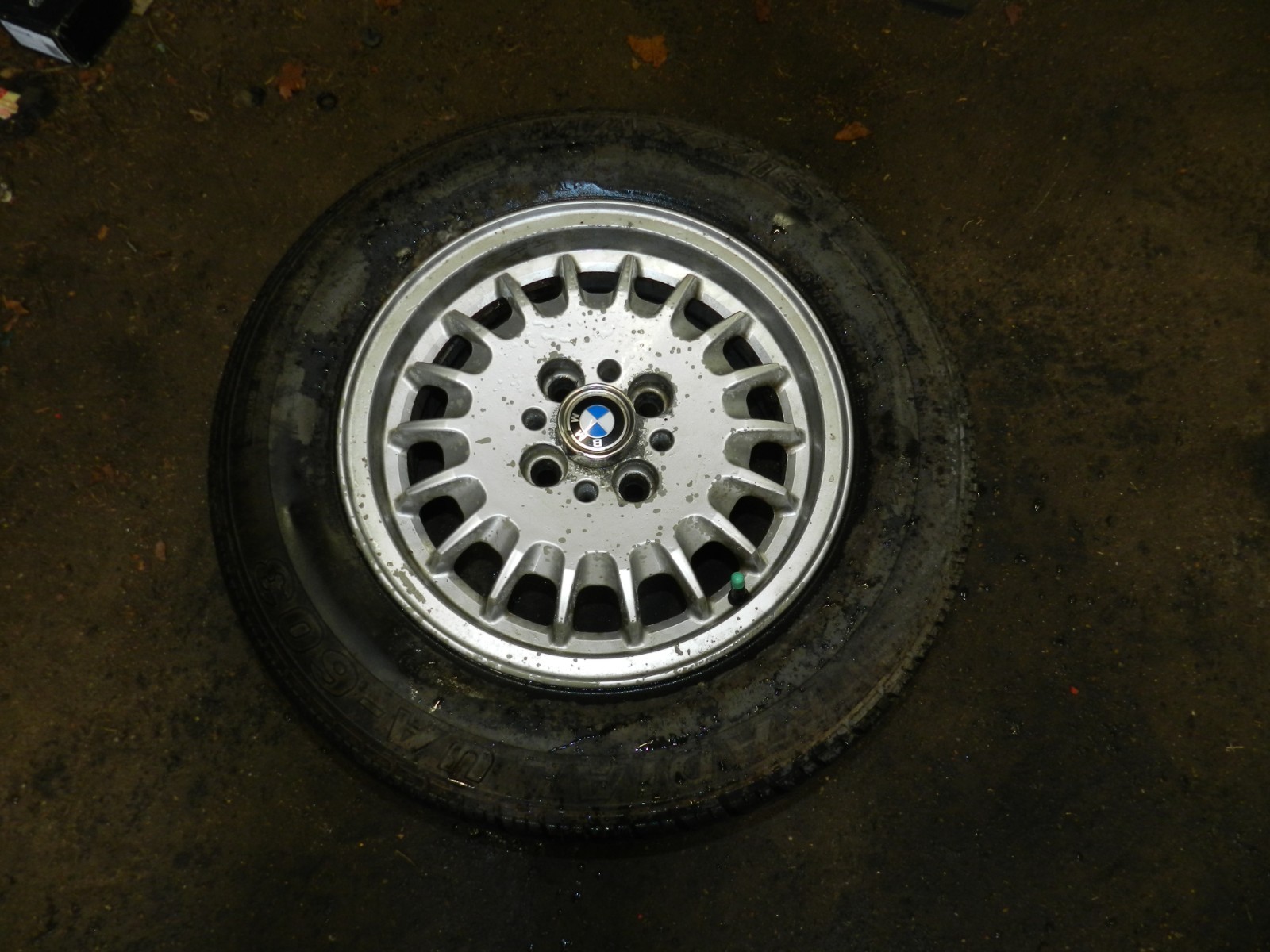 BMW SET OF 4 ALLOY WHEELS E30 - Image 12