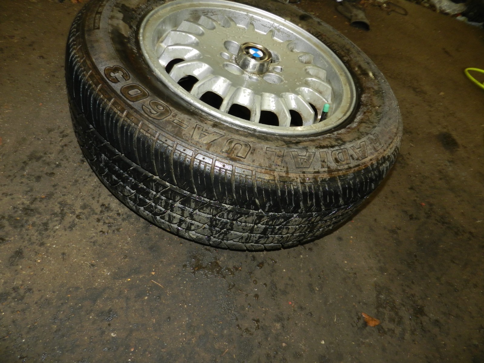 BMW SET OF 4 ALLOY WHEELS E30 - Image 13