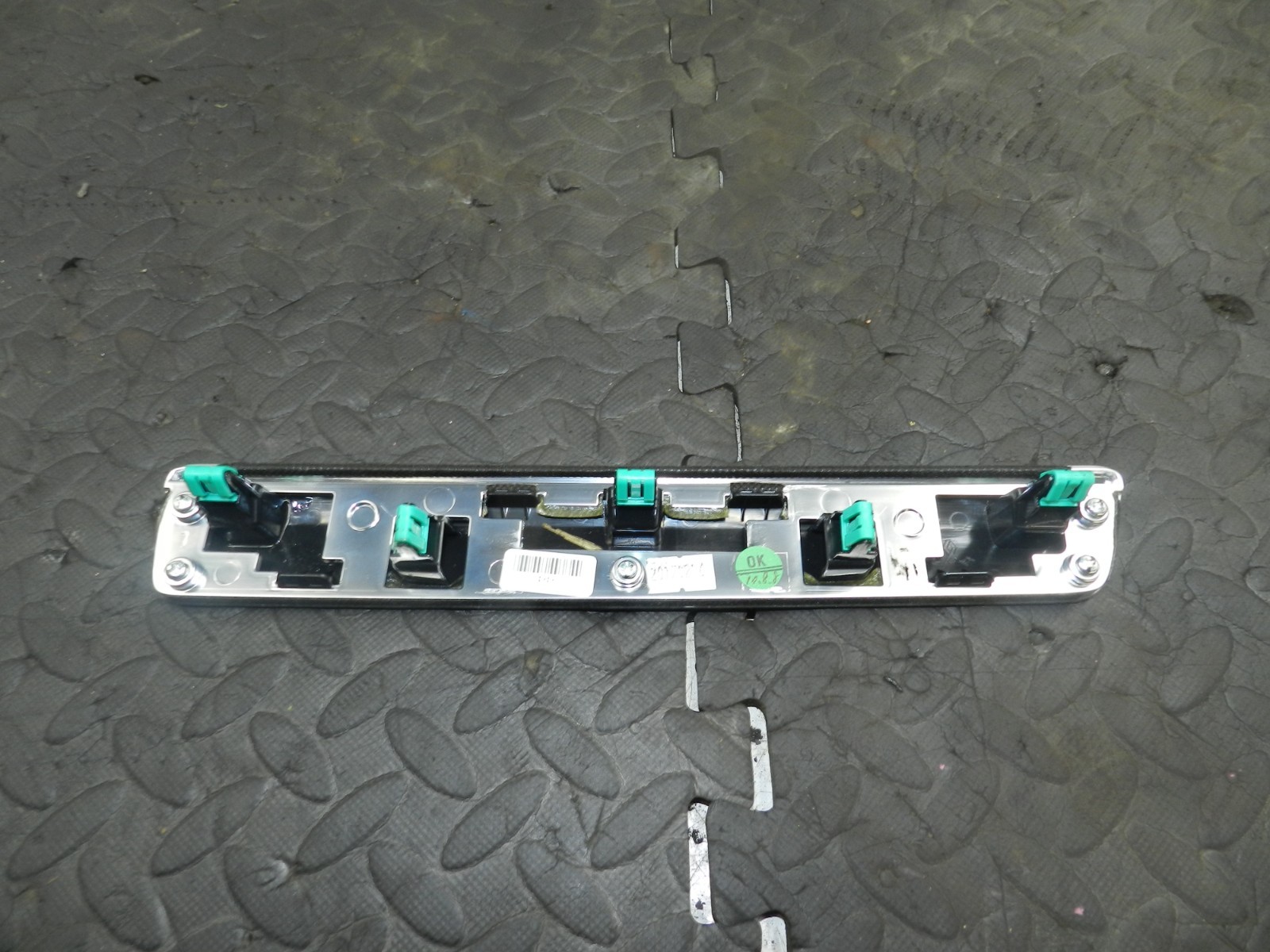 180. 2018 RENAULT KOLEOS MK2. WOOD DASH TRIM - Image 2