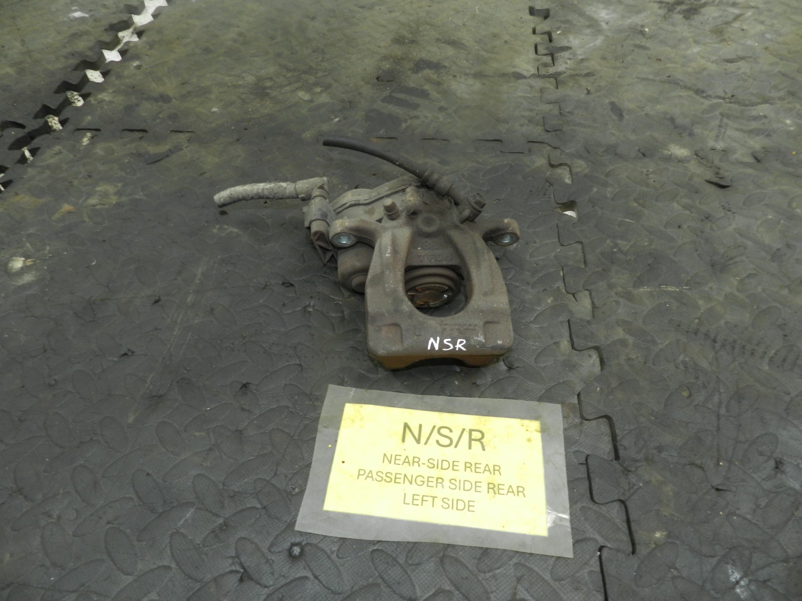 180. 2018 RENAULT KOLEOS MK2. PASSENGER REAR BRAKE CALIPER ELECTRIC HANDBRAKE