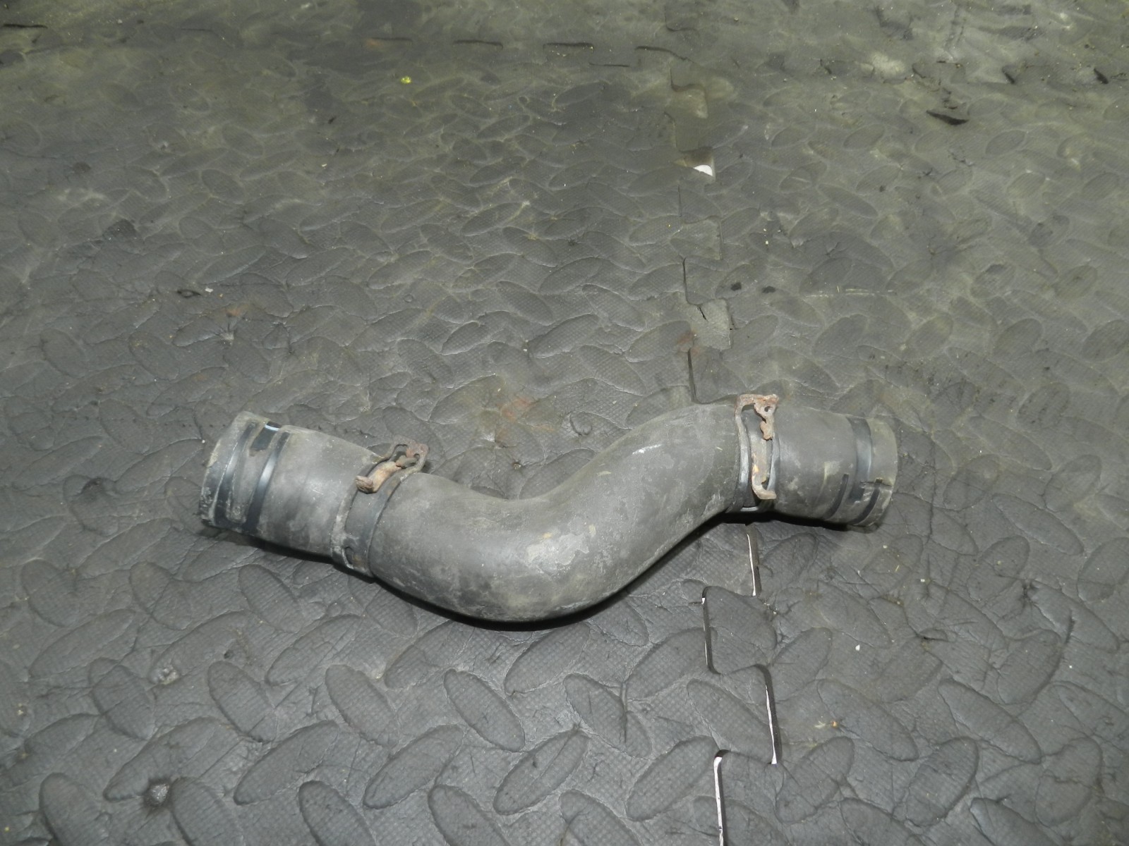 180. 2018 RENAULT KOLEOS MK2. COOLANT PIPE