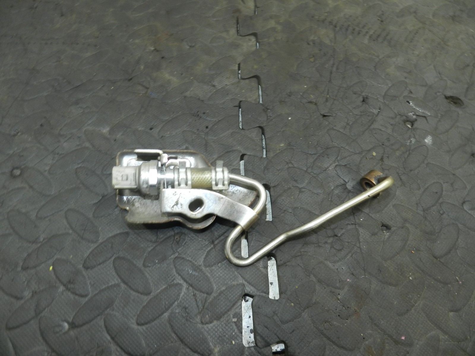 180. 2018 RENAULT KOLEOS MK2. OIL PRESSURE SENSOR - Image 3