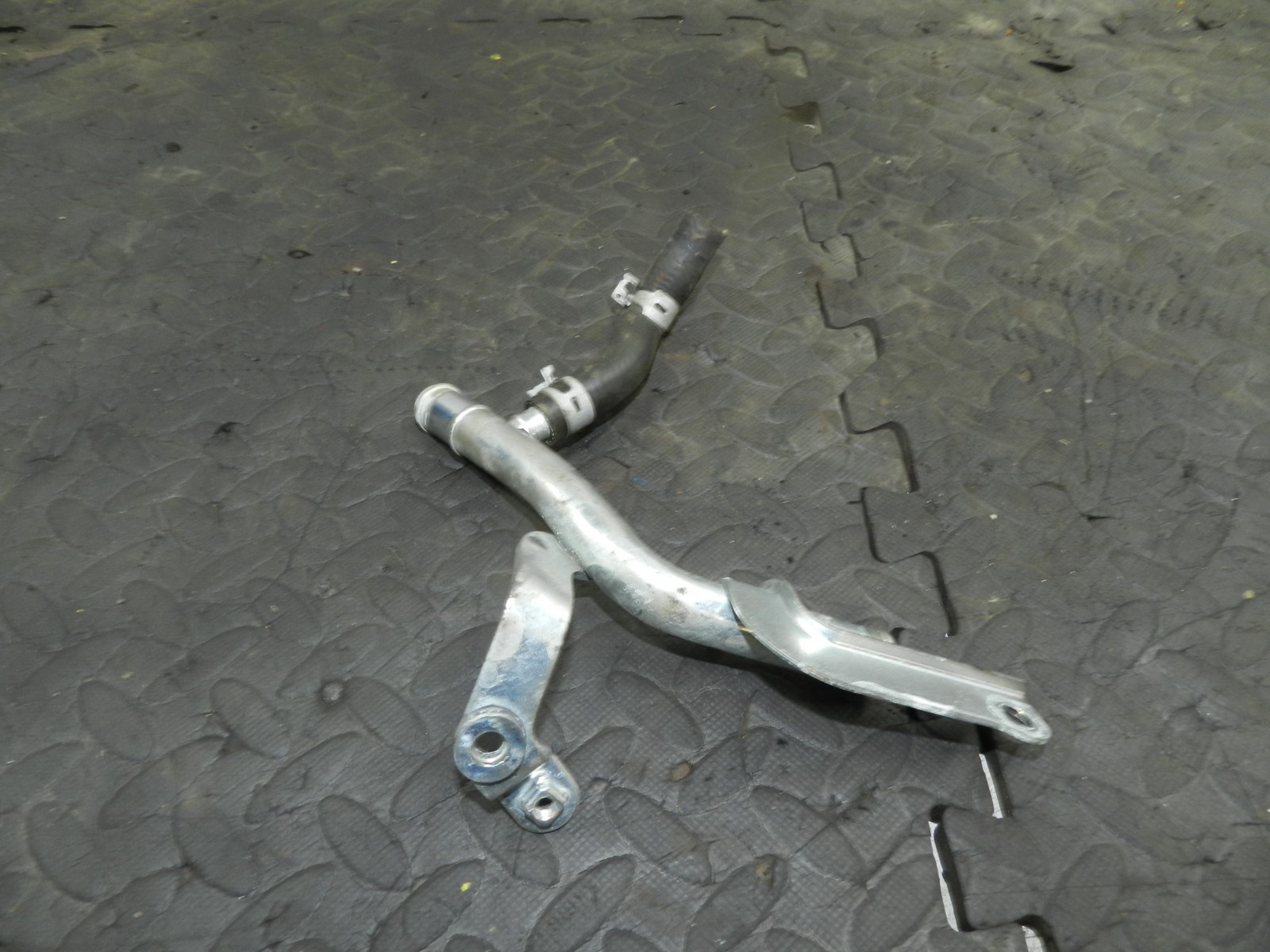180. 2018 RENAULT KOLEOS MK2. COOLANT PIPE - Image 2