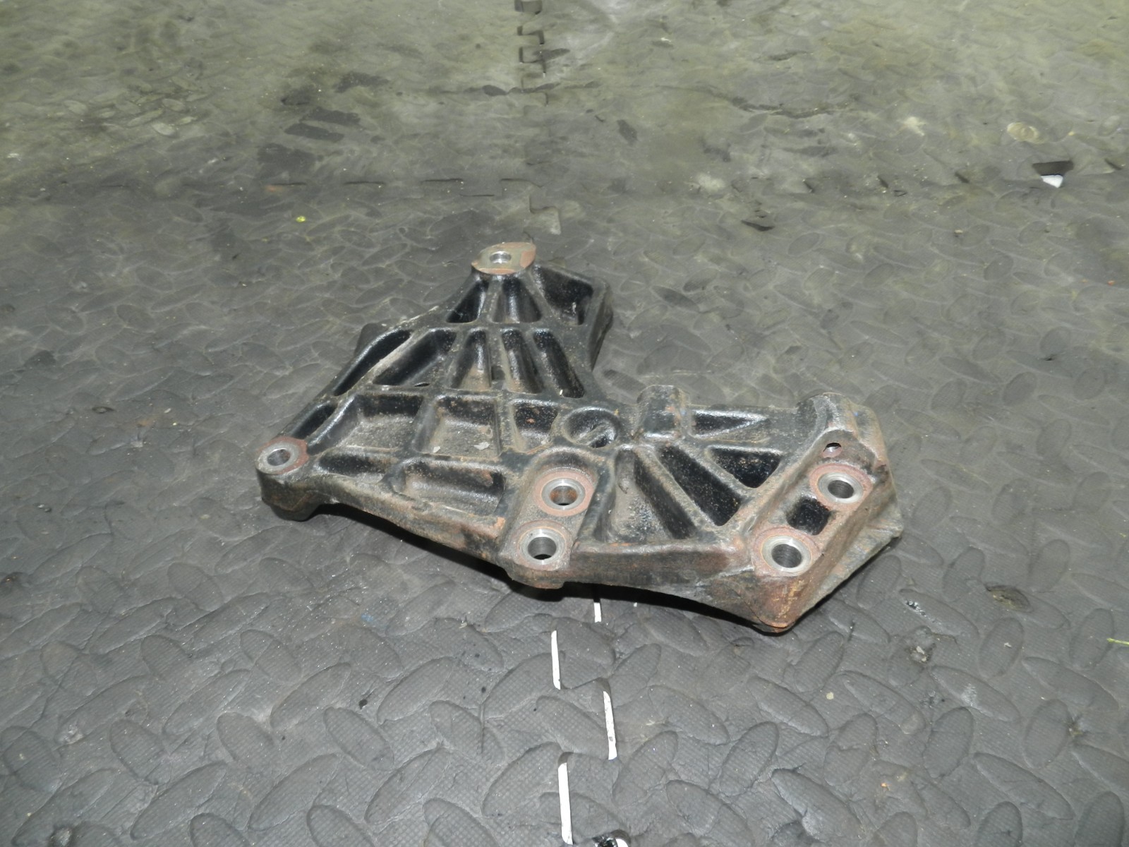 180. 2018 RENAULT KOLEOS MK2. ENGINE MOUNT FRAME - Image 2
