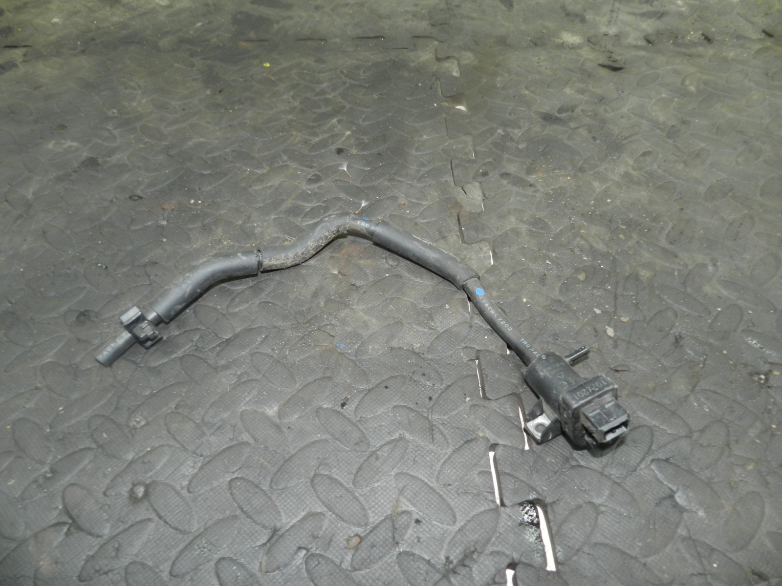 180. 2018 RENAULT KOLEOS MK2. VACUUM PUMP SOLENOID VALVE