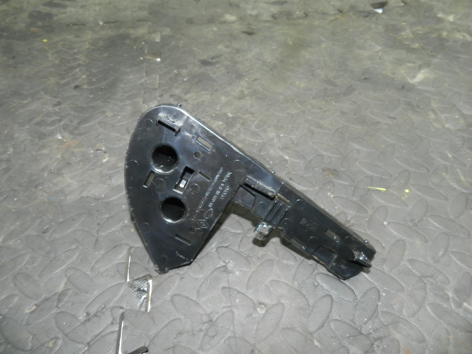 180. 2018 RENAULT KOLEOS MK2. SIDE GUIDE RAIL FRAME - Image 3