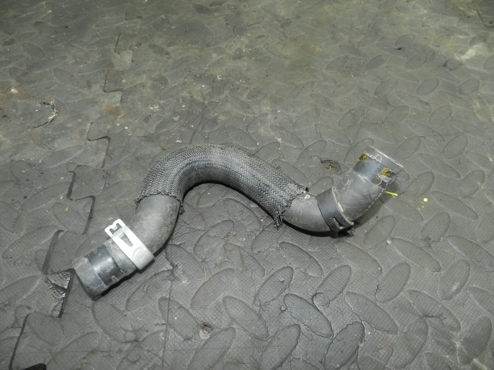 180. 2018 RENAULT KOLEOS MK2. COOLANT PIPE - Image 2