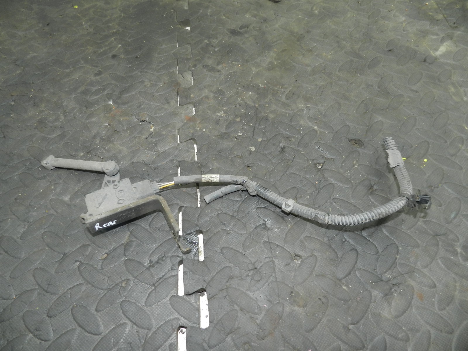 180. 2018 RENAULT KOLEOS MK2. REAR SUSPENSION HEIGHT SENSOR - Image 2