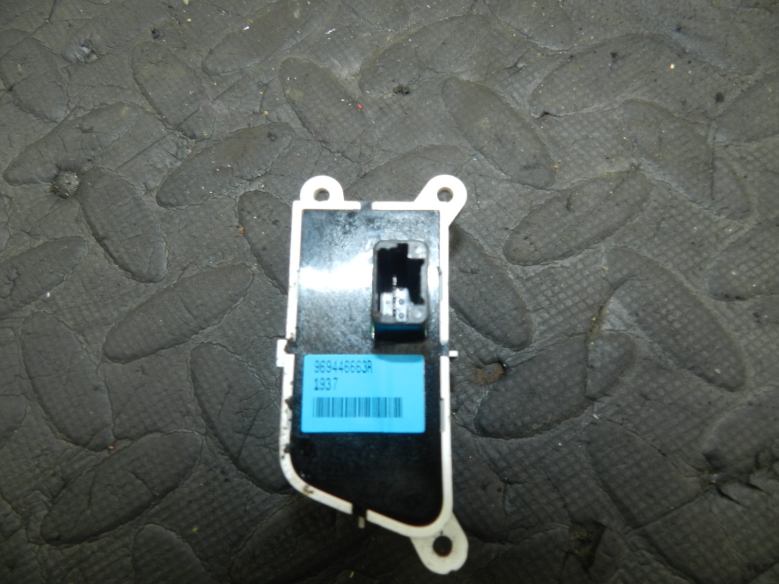 180. 2018 RENAULT KOLEOS MK2 969446663R GEARBOX SHIFT SELECTOR INDICATOR DISPLAY - Image 2