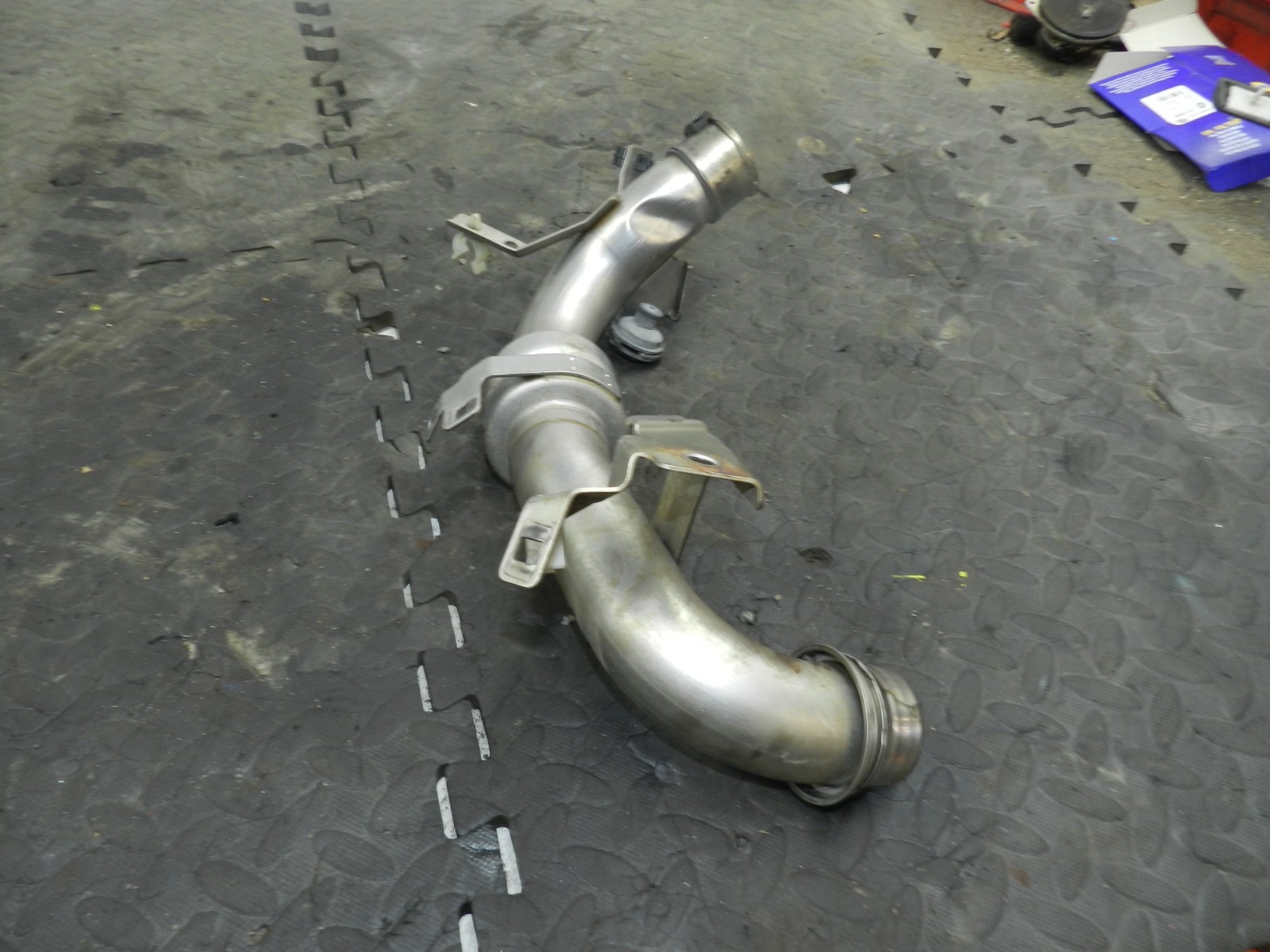 180. 2018 RENAULT KOLEOS MK2. AIR BOOST INTERCOOLER PIPE - Image 4