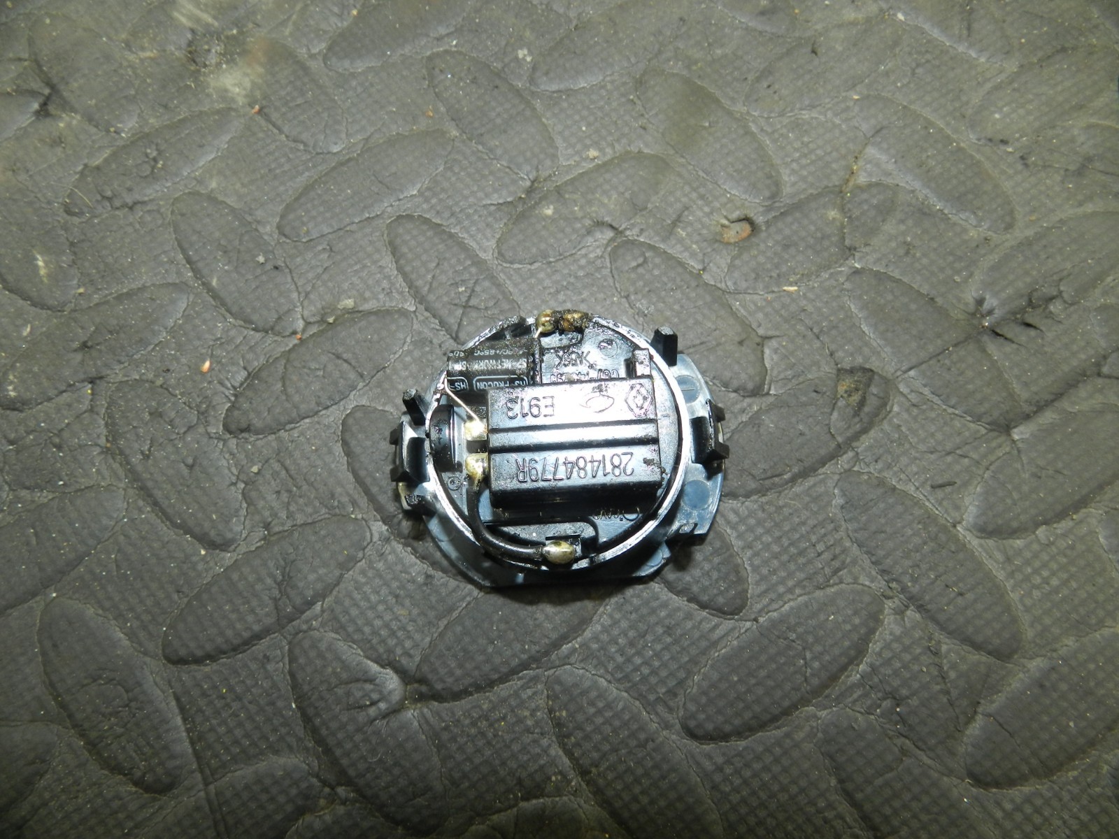 180. 2018 RENAULT KOLEOS MK2. TWEETER SPEAKER - Image 2