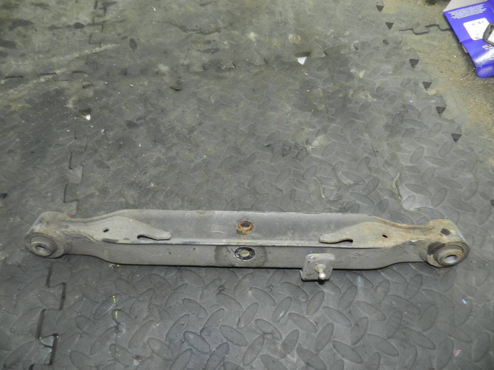 180. 2018 RENAULT KOLEOS MK2. DRIVER SIDE REAR LOWER SUSPENSION ARM - Image 3